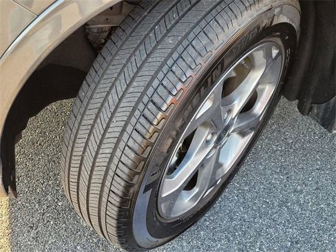 Used 2024 Ford Escape ST-Line w/ Tech Pack #1 image 19