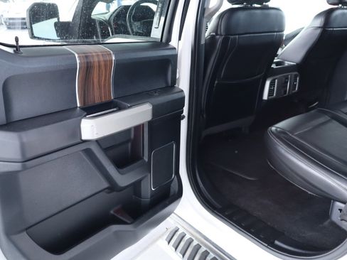 Used 2015 Ford F150 Lariat w/ Equipment Group 502A Luxury image 32