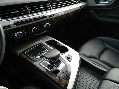 Used 2018 Audi Q7 2.0T Premium Plus w/ Premium Plus Package image 24