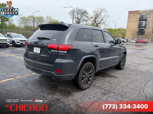 Used 2018 Jeep Grand Cherokee Altitude AWD/4WD image 4