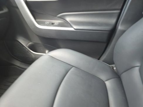 Used 2023 Toyota RAV4 XLE Premium FWD image 14