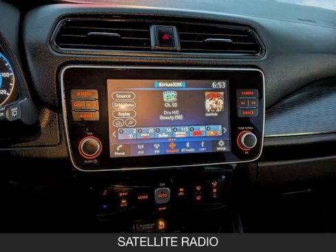 Certified 2024 Nissan Leaf SV Plus image 18