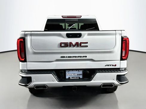 Used 2022 GMC Sierra 1500 AT4 w/ AT4 Premium Package AWD/4WD image 6