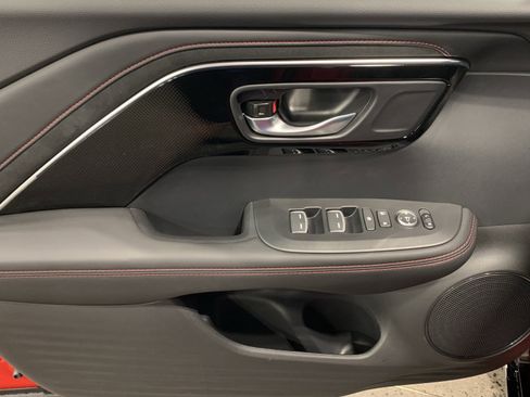 Used 2025 Acura ADX A-Spec image 18