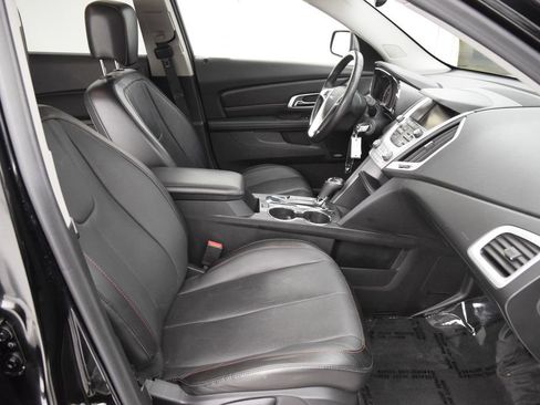 Used 2017 GMC Terrain SLT FWD image 16