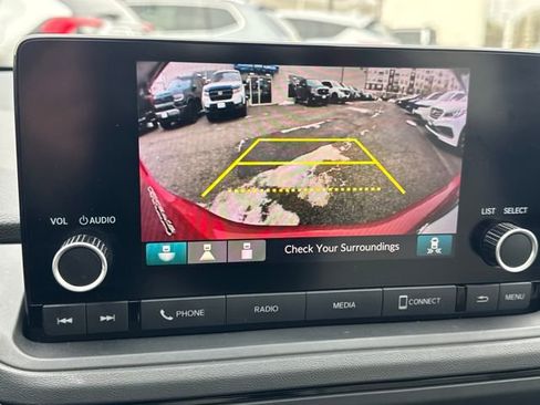 Used 2024 Honda Accord EX image 10