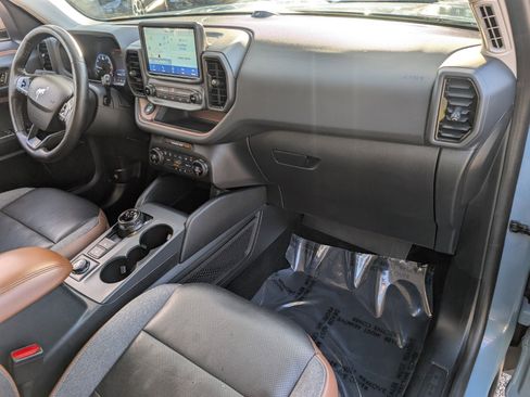 Used 2021 Ford Bronco Sport Outer Banks w/ Outer Banks Package AWD/4WD image 18