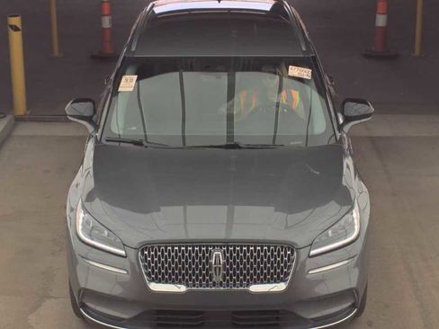 Used 2022 Lincoln Corsair FWD w/ Equipment Group 101A image 2