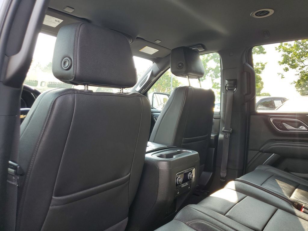 Used 2024 Chevrolet Tahoe LT RWD image 13