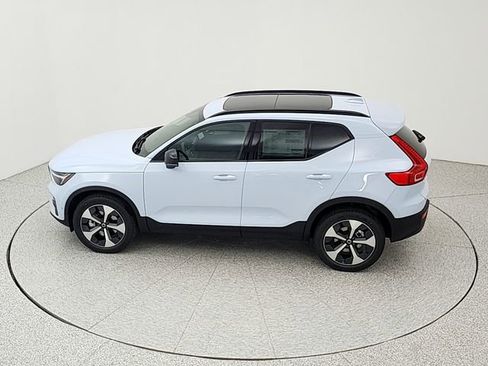 New 2026 Volvo XC40 B5 Plus w/ Climate Package AWD/4WD image 37