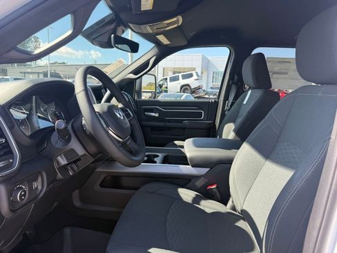 New 2026 RAM 2500 Big Horn AWD/4WD image 10