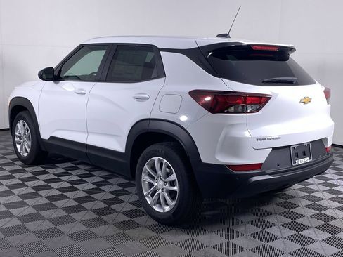 New 2026 Chevrolet TrailBlazer LS FWD image 17