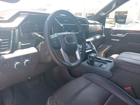 Used 2024 GMC Sierra 1500 Denali w/ Denali Reserve Package AWD/4WD image 17
