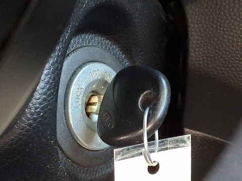 Used 2016 Kia Soul image 23