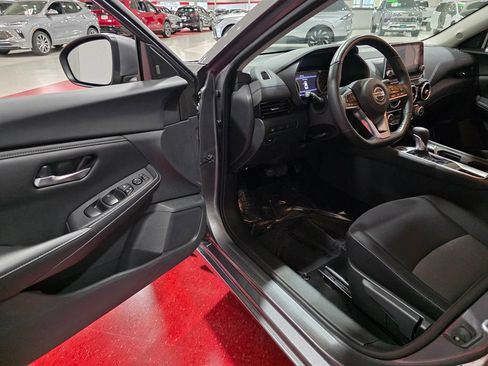 Used 2023 Nissan Sentra SV w/ All-Weather Package FWD image 11