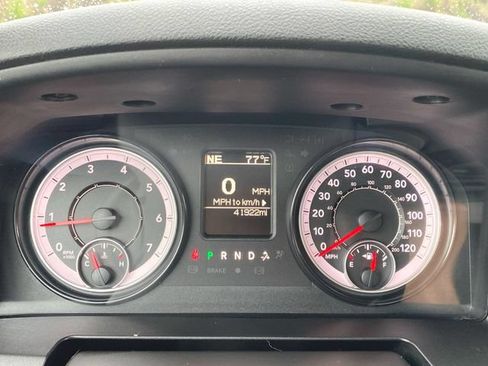 Used 2022 RAM 1500 Warlock AWD/4WD image 11