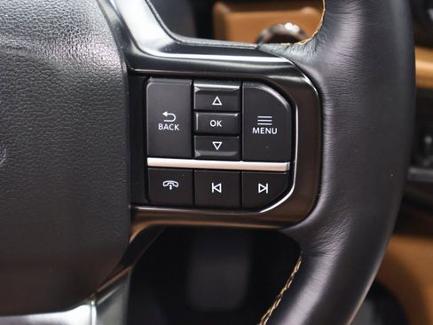 Certified 2024 Ford Expedition Platinum image 28