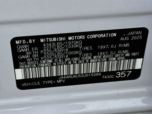 Used 2025 Mitsubishi Outlander Sport LE AWD/4WD image 28