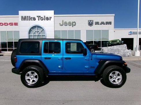 Used 2022 Jeep Wrangler Unlimited Sport image 5