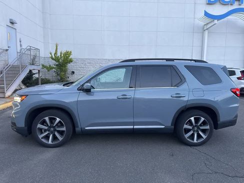 Used 2023 Honda Pilot Elite image 22