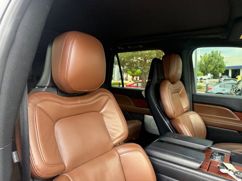 Certified 2024 Lincoln Navigator L Reserve AWD/4WD image 34
