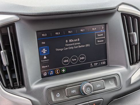 Used 2024 GMC Terrain SLE FWD image 18