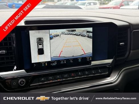 Used 2022 Chevrolet Silverado 1500 ZR2 w/ Technology Package AWD/4WD image 26