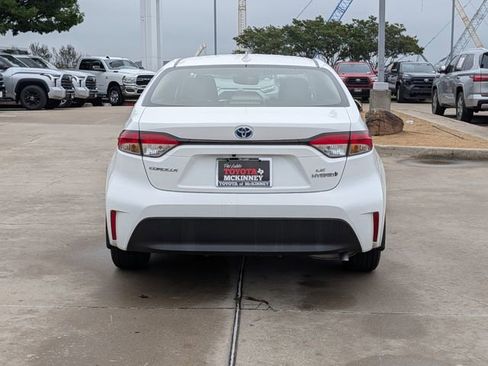 Used 2024 Toyota Corolla LE FWD image 7