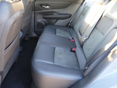 Used 2024 Nissan Ariya AWD image 19