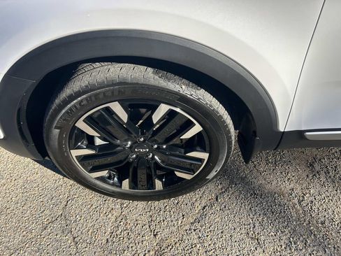 Used 2023 Kia Telluride SX Prestige image 14