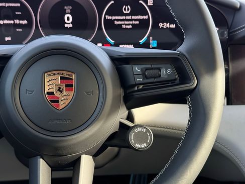 New 2025 Porsche Taycan 4S AWD/4WD image 19
