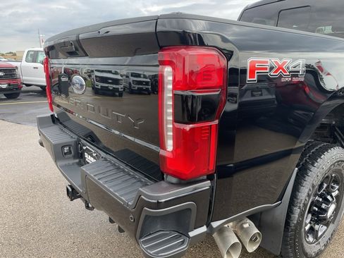 Used 2024 Ford F250 XL w/ STX Appearance Package image 37