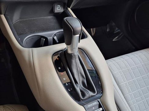 Certified 2024 Honda HR-V LX image 11