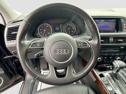 Used 2015 Audi Q5 3.0T Premium Plus w/ Technology Package image 39