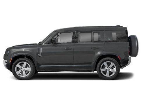 Used 2025 Land Rover Defender 110 S image 3