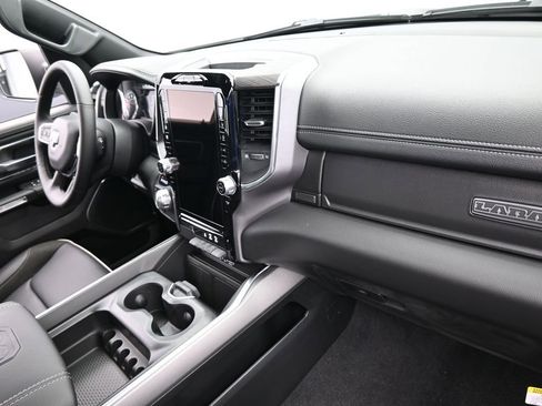 Used 2025 RAM 1500 Laramie image 31