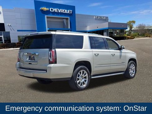 Used 2016 GMC Yukon XL Denali w/ Open Road Package AWD/4WD image 25