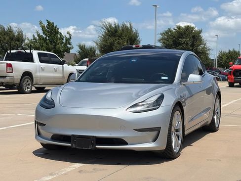 Used 2018 Tesla Model 3 Performance AWD/4WD image 3