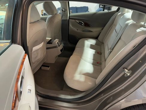 Used 2012 Buick LaCrosse image 17