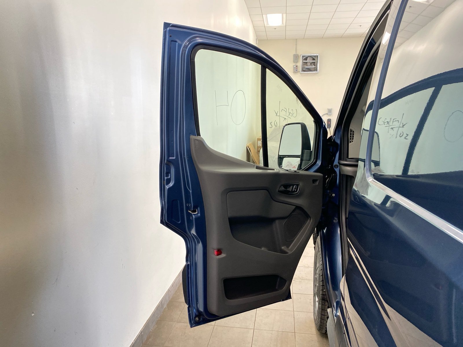 New 2026 Ford Transit 150 Low Roof w/ Load Area Protection Package RWD image 9