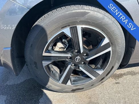 Used 2025 Nissan Sentra SV FWD image 29