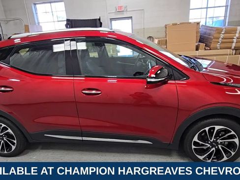 Certified 2023 Chevrolet Bolt EUV Premier FWD image 11