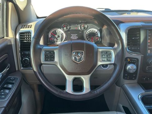 Used 2017 RAM 1500 Laramie w/ Convenience Group image 18