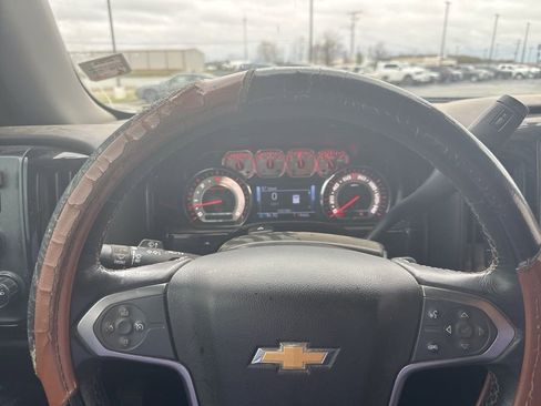 Used 2018 Chevrolet Silverado 1500 LT w/ Texas Edition image 27