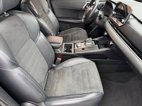 Used 2022 Mitsubishi Outlander SE image 18