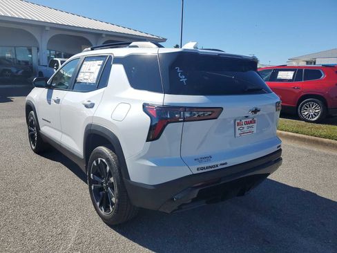 New 2026 Chevrolet Equinox RS image 3