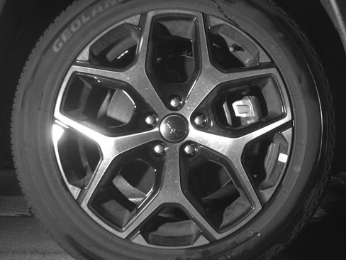 Used 2025 Jeep Compass Limited image 13