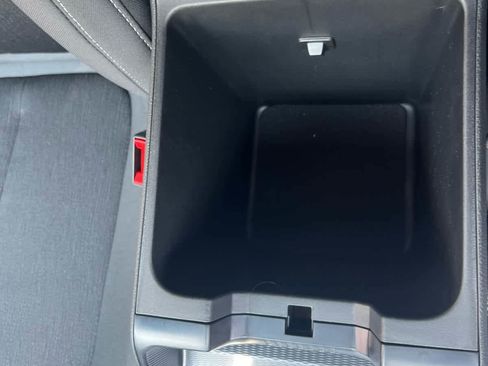 New 2025 Jeep Grand Cherokee Laredo w/ Luxury Tech Group I image 34