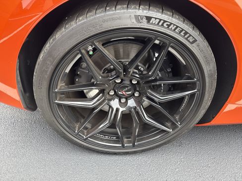 Used 2025 Chevrolet Corvette Z06 w/ Stealth Interior Trim Package image 11