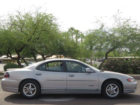 Used 2000 Pontiac Grand Prix GTP w/ Opt Pkg image 3
